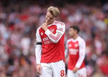 Arsenal dealt huge injury blow vs Leeds United as Mikel Arteta forced to make change