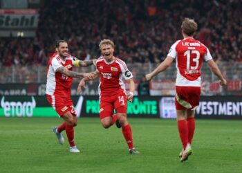 Union Berlin and VfB Stuttgart Set Bundesliga Record with Eight First-Half Goals