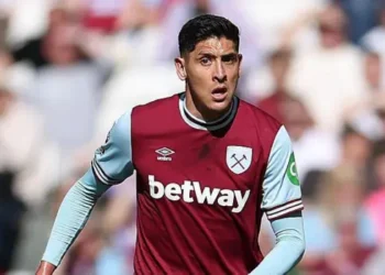 West Ham midfielder Alvarez loaned to Fenerbahce