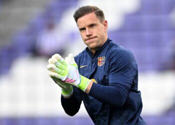 Marc-André ter Stegen, talentierter Torhüter des FC Barcelona, überrascht die Deutsche Fußball-Liga mit der Unterzeichnung eines Dreijahresvertrags beim VFB Stuttgart nach einer ernsthaften drohenden … Weiterlesen