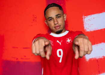 Leeds  superstar Noah Okafor shocked the sports world with a selfless act that transcends football. After signing his Football contract, Okafor made the courageous and compassionate decision to donate his entire $2 million signing bonus to the fight against homelessness in Germany. This gesture is considered one of the most generous acts ever made by a professional athlete, and…Read more