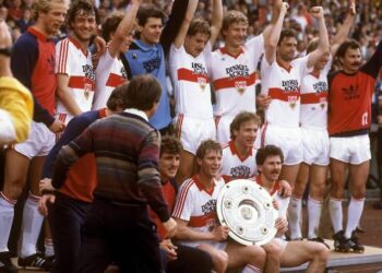 EPIC DISPLAY: Chronicle of Life – Netflix gibt Veröffentlichungstermine für die mit Spannung erwartete Dokumentation über VFB Stuttgart bekannt. Eine packende Hommage an die Clublegenden Billy Bremner, John Charles und Norman Hunter, deren Vermächtnis die Seele von … geprägt hat….
