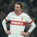 Eilmeldung: Nick Woltemade, der Frontmann des VfB Stuttgart, lehnt seinen Vierjahresvertrag mit Bayern München im Wert von 7,5 Millionen Euro ab und bietet seinen überraschenden Vertrag mit dem VfB Stuttgart aufgrund der jüngsten … an.