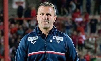 ‘You can’t compare’: Why leading Knights coaching contender has pulled out of the race