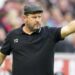 Episch: Der deutsche Fußballmanager Steffen Baumgart hat einen atemberaubenden Vertrag über 75,6 Millionen Pfund bis 2030 abgeschlossen, basierend auf …..