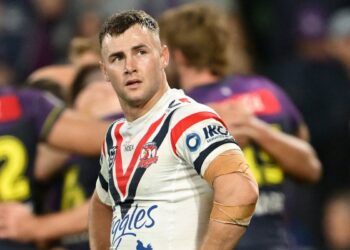 Smith Agrees to Join Knights, and Not Just as Latest Halves Hope…….