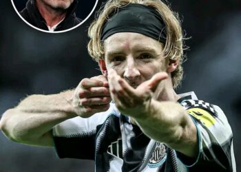 He’s too Little to come After, Alan Shearer Yells at Anthony Gordon after the UEFA Champions League Match After Closing in on him