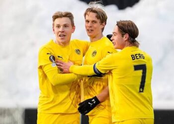 Overskrift: Dristige Gester Snur Surt: Fotballmyndighetene Etterforsker Bodø/Glimt-stjerner Etter En Imponerende Seier Over Molde