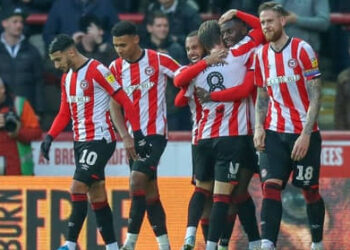 Former Gunner Josh Dasilva has re-signed for Brentford, after leaving the club to become a free agent over the summer.