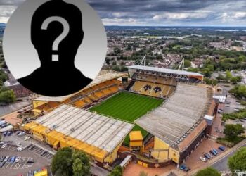 Wolverhampton Coach Faces Final Test as Club Lines Up Potential Replacements With Monday Slide Remaining