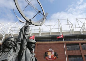 RED & WHITE REVOLUTION! Sunderland FC Rumoured to Launch £40M Transfer Blitz to Secure Promotion Dreams!