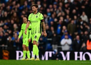 Portsmouth News ‘Torn to sheds, Anonymous yet abysmal, Had the only on-target shot’: Neil Allen’s Portsmouth player ahead of Sheffield Wednesday Game