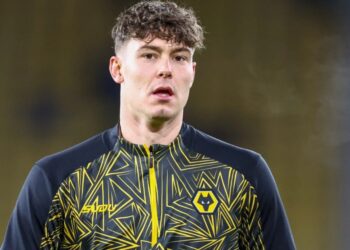 What Jorgen Strand Larsen has told Rob Edwards privately after jeers from Wolves fans