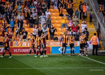 Loyalty over Gold: Bradford City fc Fan favourite Rejects Mouth-watering £4 Million Offer — Pledges Future to Bradford city!