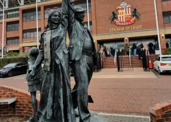 Enjoy your new home – Sunderland boss issues key player tribute as he completes Ipswich Town switch – He will be missed