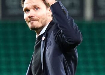 Danny Röhl’s Powerful Message to Rangers Fans After Ibrox Chants — What He Told Them Could Change the Atmosphere