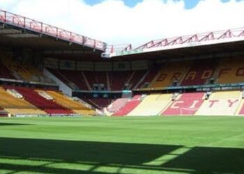 Crisis Talks Loom as Bradford City Loanee ‘Breaks Down’ Over Exit Plea