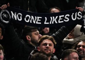 Mind blowing – Millwall Fans in Spotlight Again: Booing, Behaviour & Club Culture Debate.