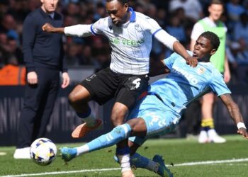 ‘Can’t afford to do that’: Portsmouth boss’ transfer fee warning as he confirms interest in £4.3m Coventry City winger