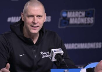 Everyone Is Talking About Kentucky: Mark Pope’s Loaded Roster Fuels National Championship Hype