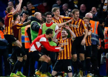 I’m not leaving the Mbanq Valley Parade _ bantams hitman rather stay with a 10% pay cut _ a true hero in our fold