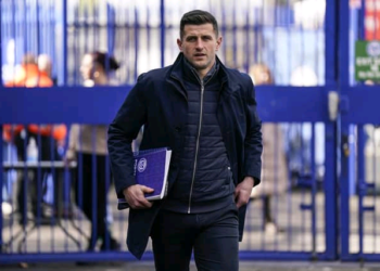 ‘One man more in 8 days – Pompey’s Late Transfer Window Plans: Key Targets and Potential Departures.